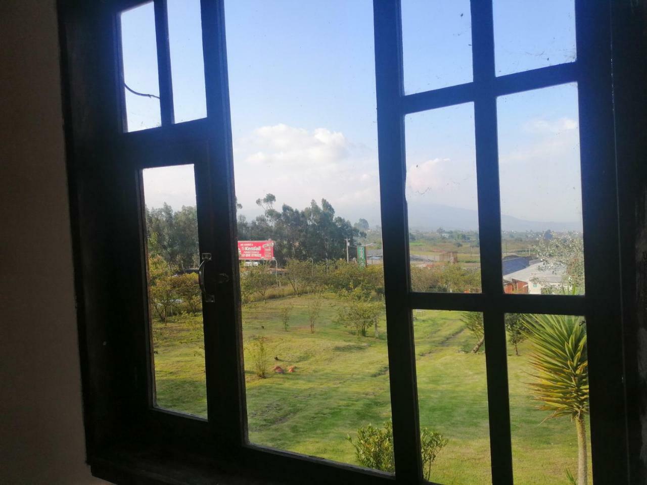 Hosteria El Tisaleno Ambato Zewnętrze zdjęcie